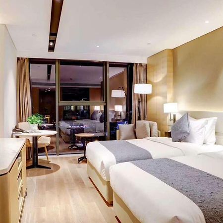 Park Kairos Hotel Yanji Bagian luar foto
